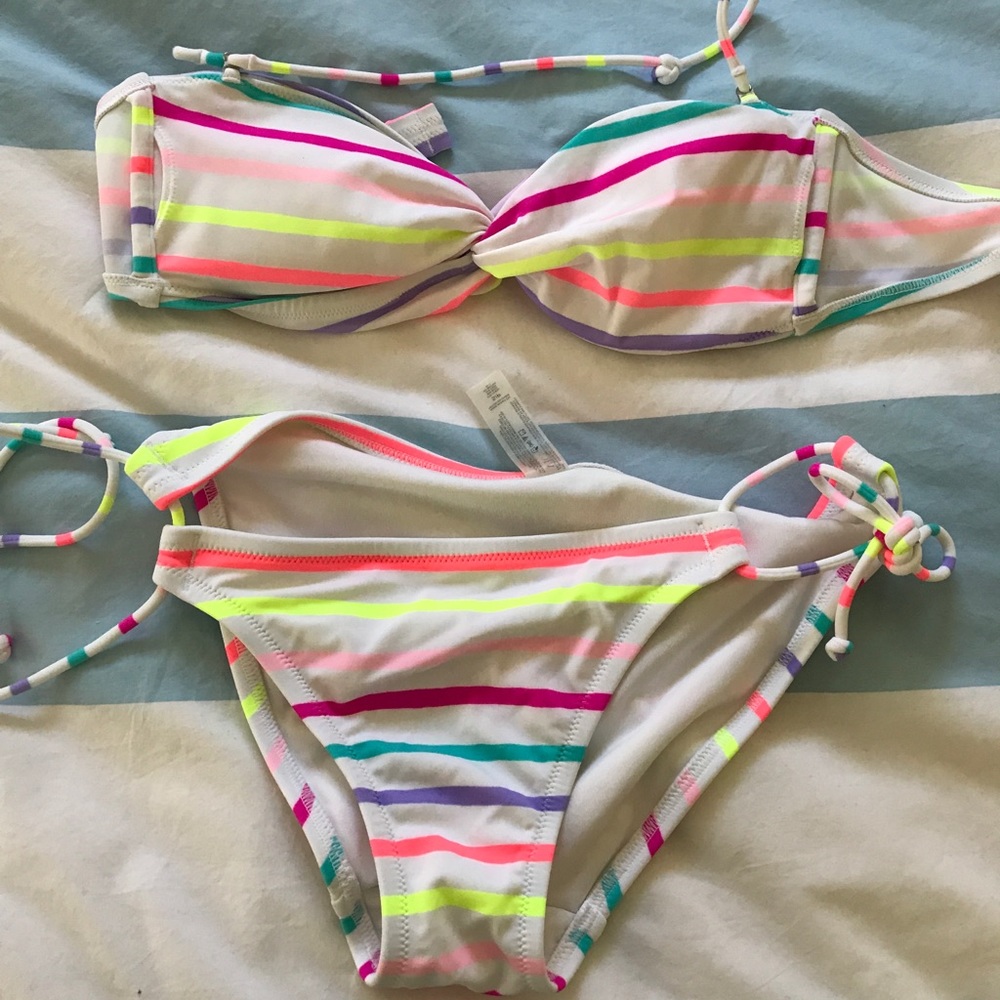 NWOT neon striped Victoria’s Secret bikini small